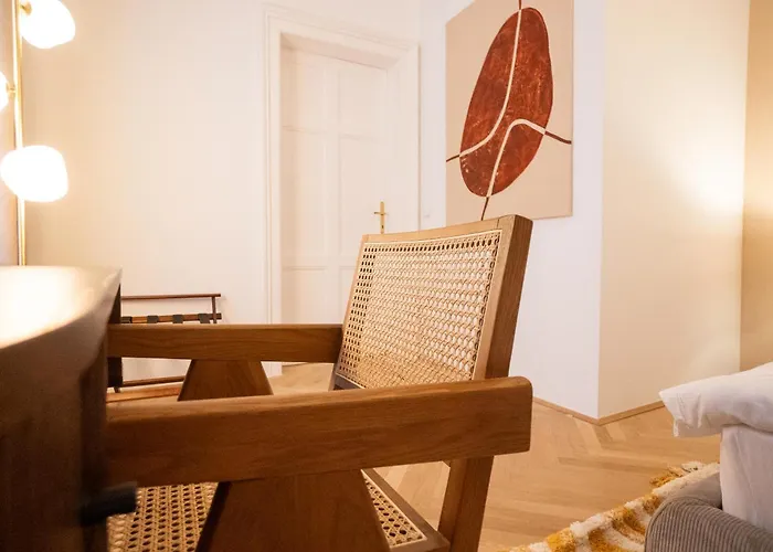 Chic 180m 3br Near Parliament, Self Check-in Apartamento Viena