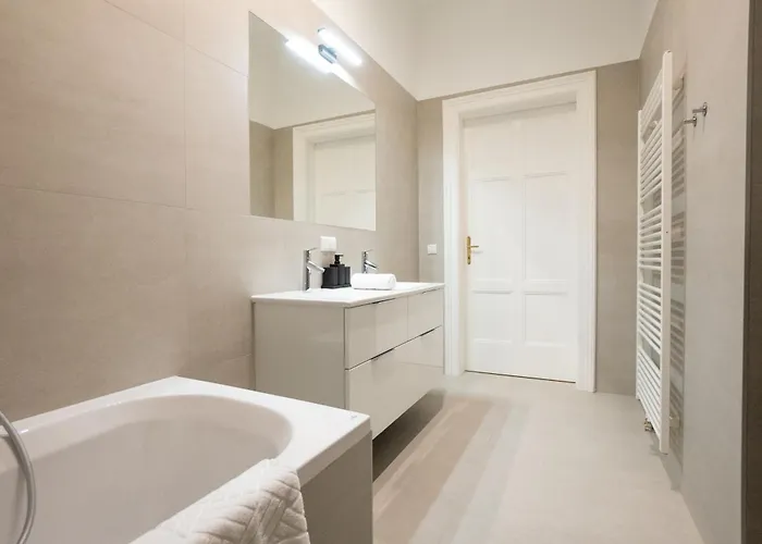 Chic 180m 3br Near Parliament, Self Check-in Apartamento *