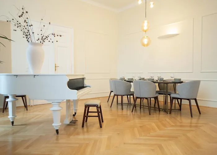 Chic 180m 3br Near Parliament, Self Check-in Apartamento Viena