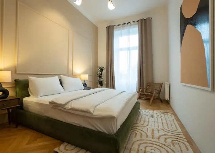 Chic 180m 3br Near Parliament, Self Check-in Apartamento